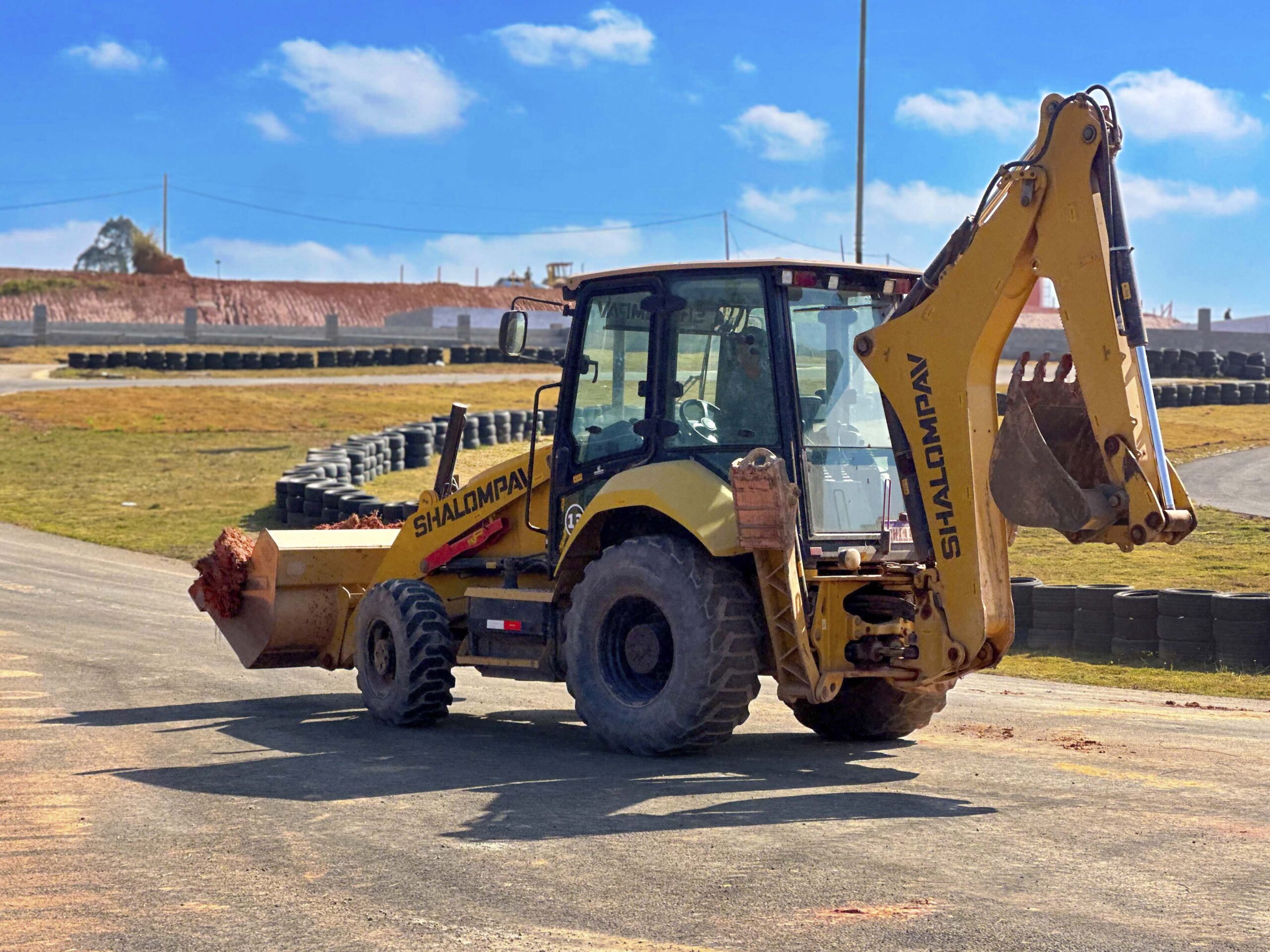 Shalompv terraplanageme e pavimentações obra assai ft-1