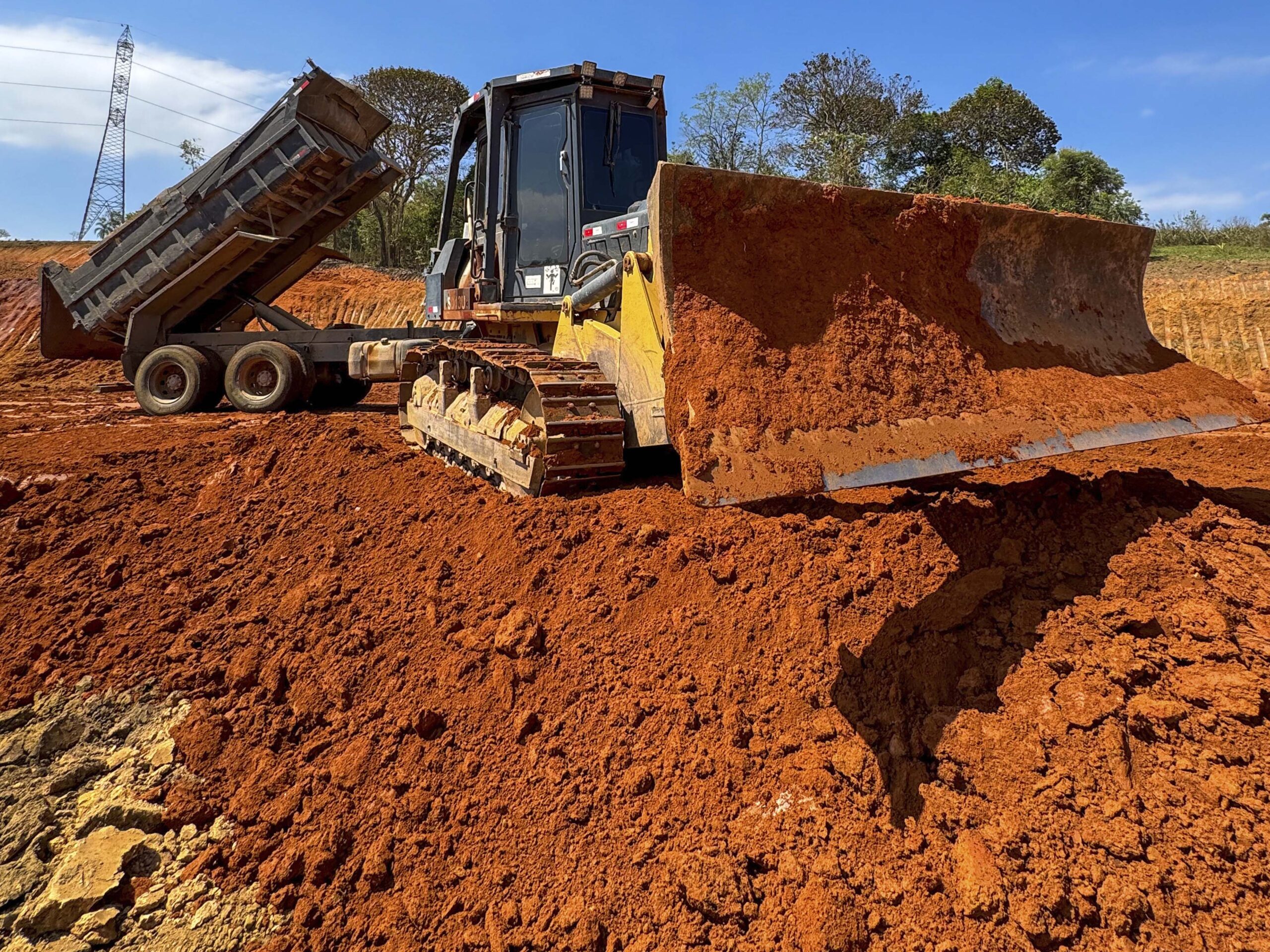Shalompv terraplanageme e pavimentações obra assai ft-2